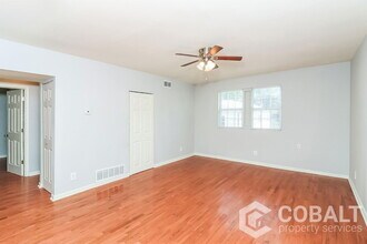 210 Kirkwood Rd NE in Atlanta, GA - Building Photo - Building Photo