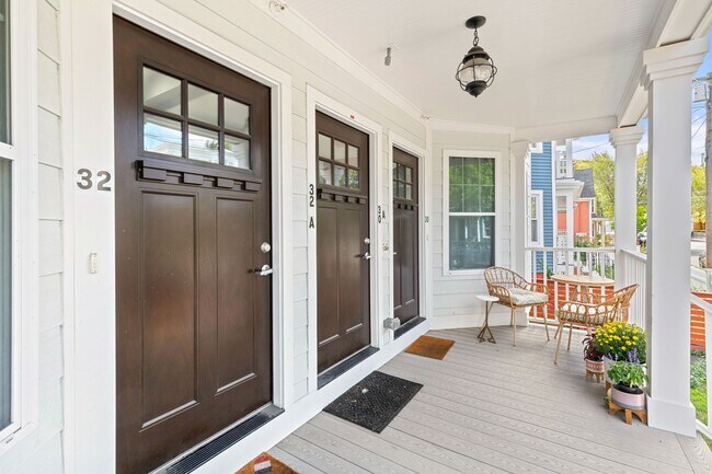 32 Cameron Ave in Somerville, MA - Building Photo - Building Photo