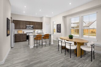 Tricon Peek Road in Katy, TX - Foto de edificio - Building Photo