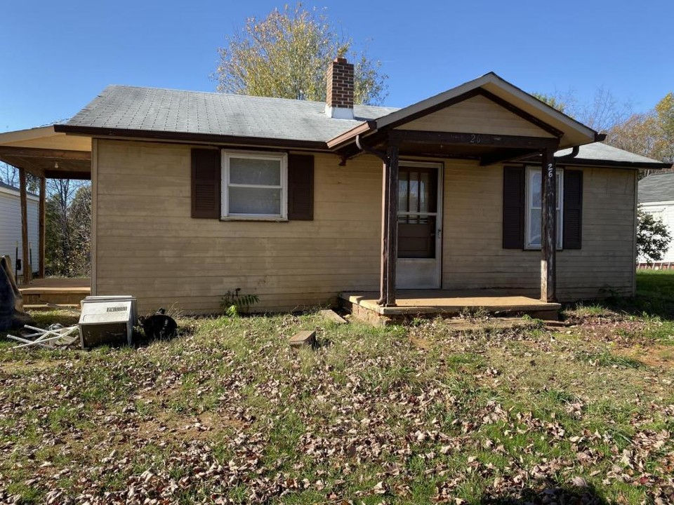 26 Chigger Ridge Ln in Rocky Mount, VA - Building Photo