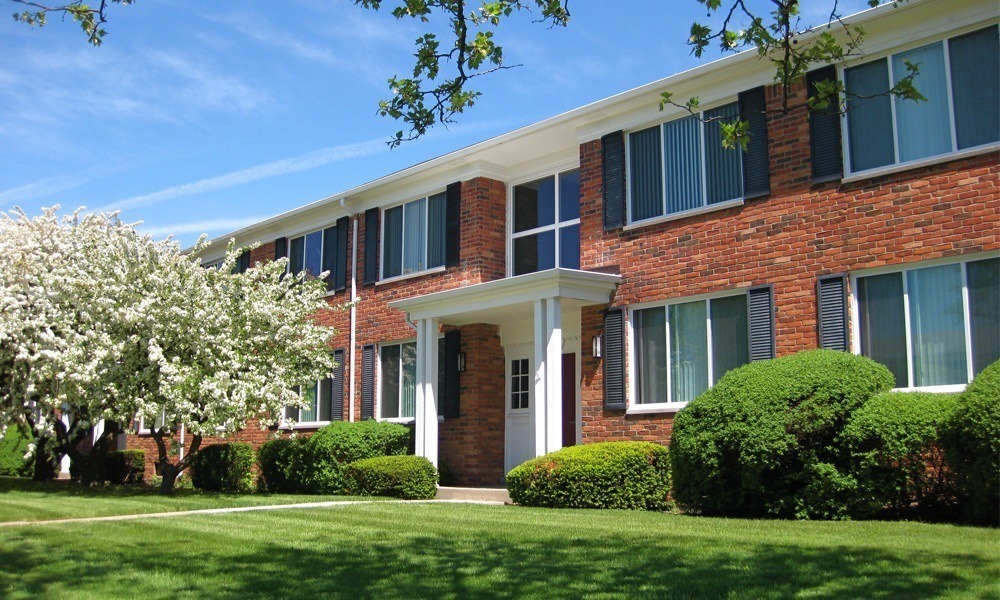 The Haven at Grosse Pointe in Harper Woods, MI - Foto de edificio