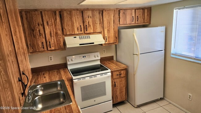 1704 University Ln in Cocoa, FL - Building Photo - Building Photo