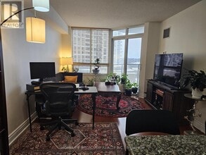 78-678 Harrison Garden Blvd in Toronto, ON - Building Photo - Building Photo