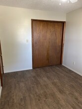 2052 Co Rd 702 in Berryville, AR - Foto de edificio - Building Photo