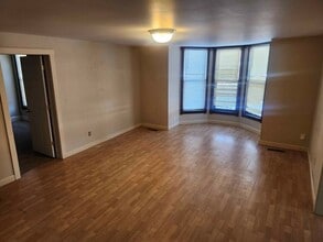 422 Superior St in Chippewa Falls, WI - Building Photo - Building Photo