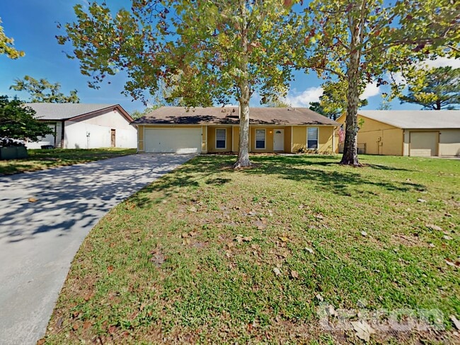 property at 1227 Cimmaron Dr