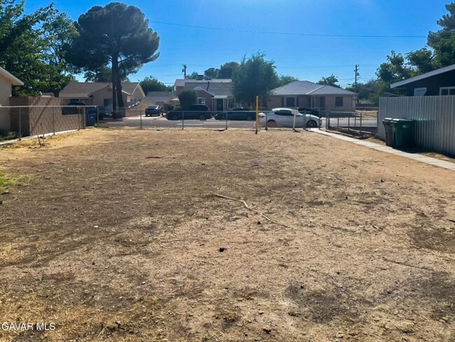 44630 Date in Lancaster, CA - Building Photo - Building Photo