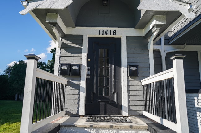 11416 Clifton Blvd in Cleveland, OH - Building Photo - Building Photo