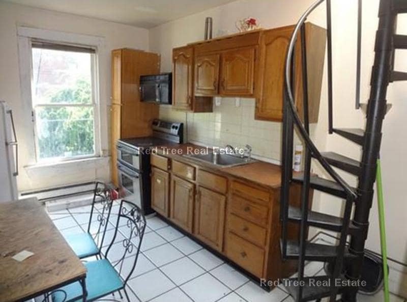 683 Parker St, Unit 2 in Boston, MA - Building Photo
