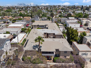 1140 Queen Anne Pl in Los Angeles, CA - Building Photo - Building Photo