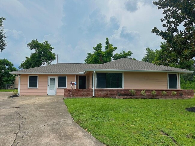 property at 7602 Turquoise Ln