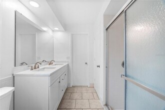 1468 Sandy Ln in Clearwater, FL - Building Photo - Building Photo