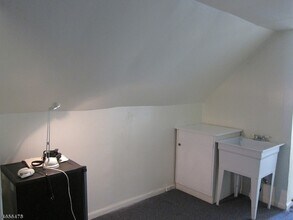 25 Central Ave, Unit 3 in Montclair, NJ - Foto de edificio - Building Photo
