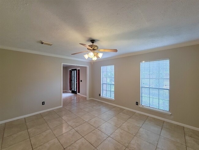 property at 17207 Meadow Heights Dr