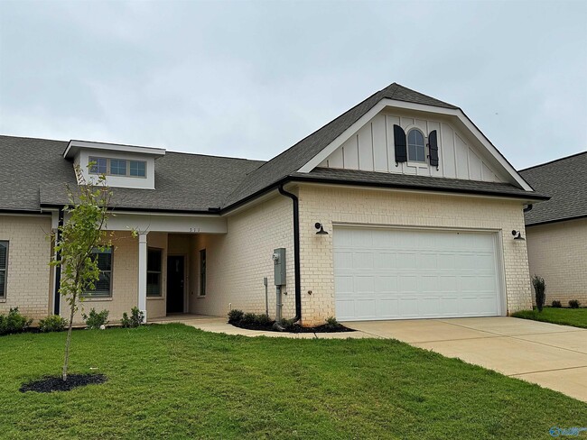 311 Cornstalk Cir in Madison, AL - Building Photo - Building Photo
