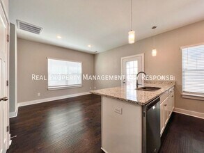 2441 Sayerville Ave in Nashville, TN - Building Photo - Building Photo