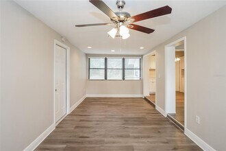 832 Bethune Dr in Orlando, FL - Building Photo - Building Photo