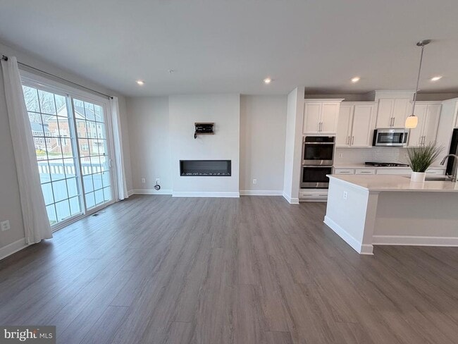 property at 10825 Foxtrot Cir