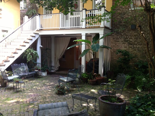44 Montagu St in Charleston, SC - Building Photo - Building Photo