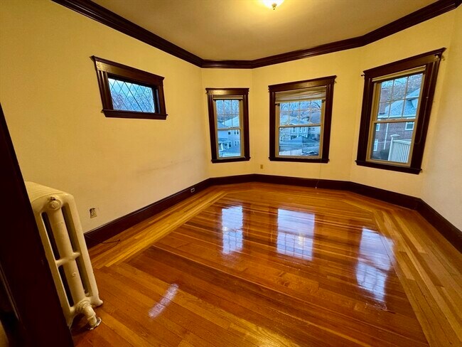 9-11 Lincoln St in Norwood, MA - Foto de edificio - Building Photo