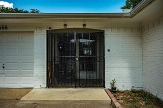 6455 Palm Island St in Dallas, TX - Building Photo - Building Photo