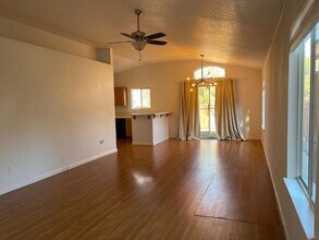 4948 Bayridge Ln in Reno, NV - Building Photo - Building Photo