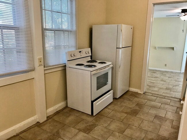 612 Fairview Ave in Murfreesboro, TN - Building Photo - Building Photo