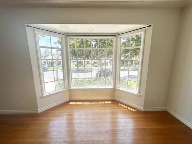 property at 417 W Malvern Ave