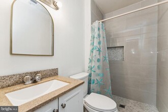 15 Prairie Rose Ct in Gaithersburg, MD - Building Photo - Building Photo