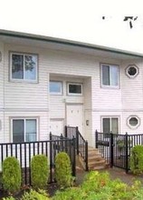 Ocean Park Village in White Rock, BC - Building Photo - Building Photo