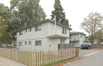 502 Maple St in Santa Cruz, CA - Building Photo - Building Photo