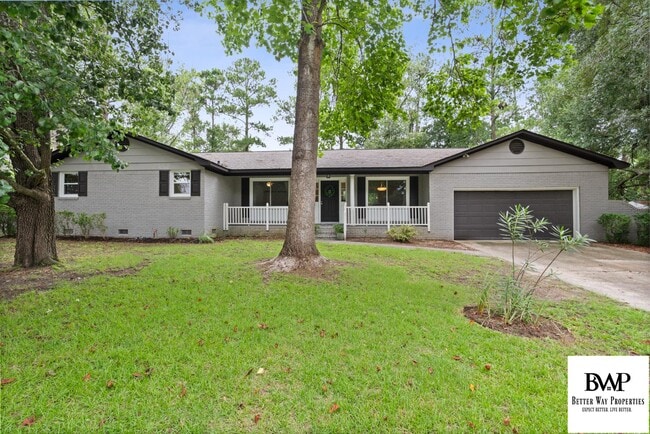 property at 3013 Limerock Ln