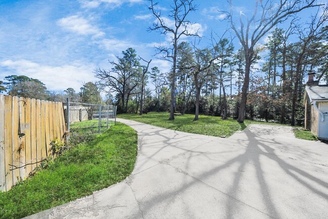 property at 3130 Old Houston Rd