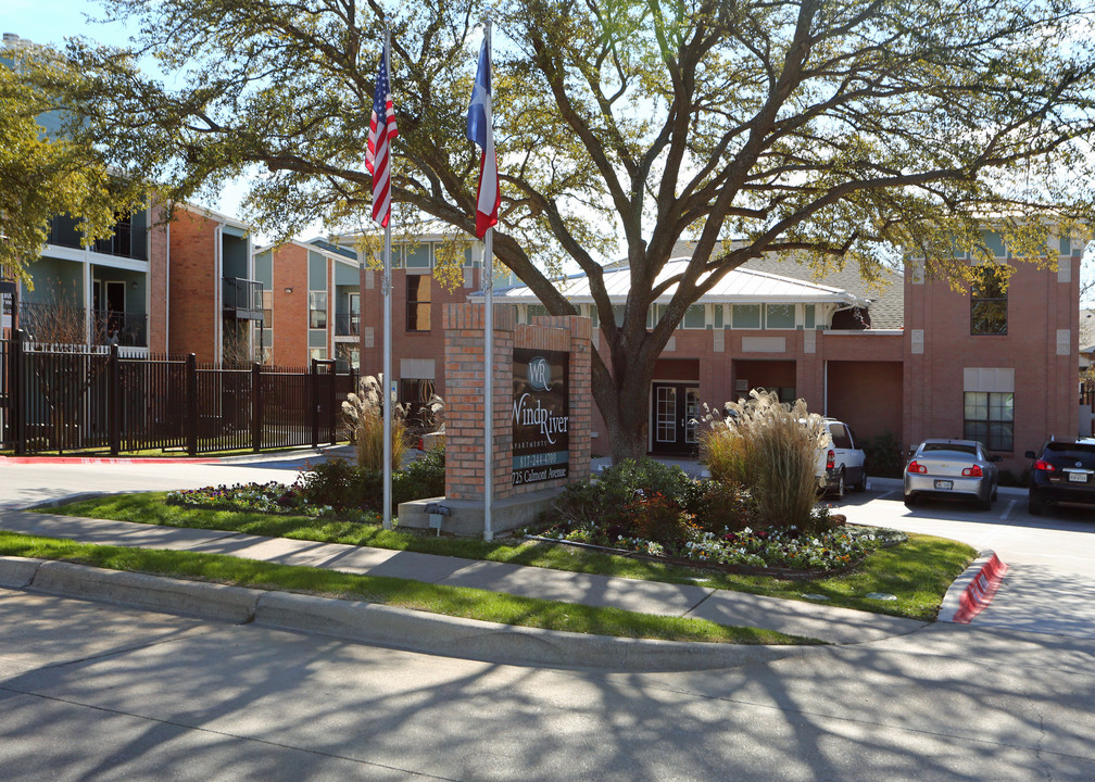 Wind River Apartments in Fort Worth, TX - Foto de edificio