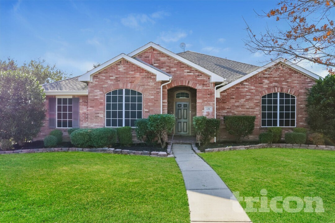 630 Azalea Dr, Unit 1703 in Glenn Heights, TX - Building Photo