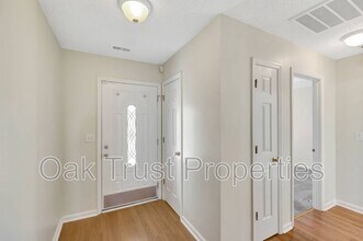 5098 Westview St in North Charleston, SC - Building Photo - Building Photo