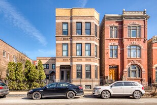 1135 N Damen Ave, Unit 2R in Chicago, IL - Building Photo