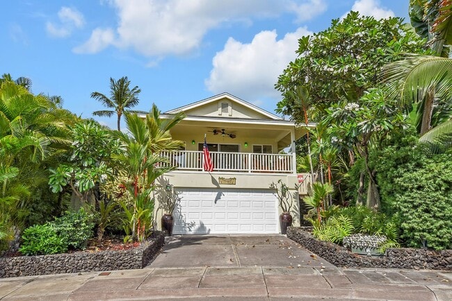 property at 77-165-165 Ho?oilina Ct