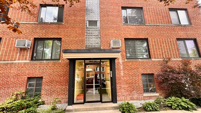 2843 W Arthur Ave in Chicago, IL - Building Photo - Building Photo
