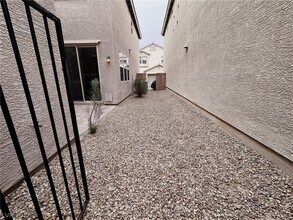 10934 Ketchikan St in Las Vegas, NV - Building Photo - Building Photo