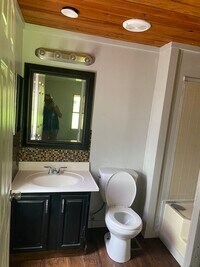 16422 Waverly Dr photo'