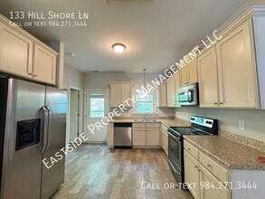 133 Hill Shore Ln in Clayton, NC - Building Photo - Building Photo