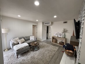 3976 Iowa St, Unit 3 in San Diego, CA - Building Photo - Building Photo