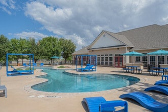 The Grand at Buffalo Run in Abilene, TX - Building Photo - Building Photo