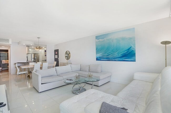 3901 S Ocean Dr in Hollywood, FL - Foto de edificio - Building Photo