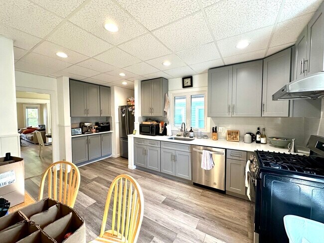 property at 118 Josephine Ave