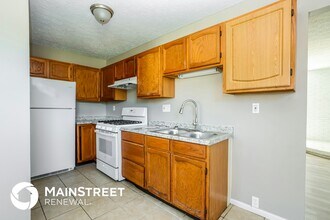 1305 Coburg Rd in Columbus, OH - Foto de edificio - Building Photo