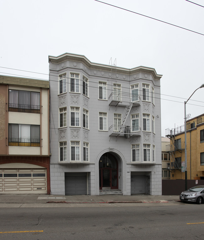 1365 Chestnut St in San Francisco, CA - Building Photo - Building Photo