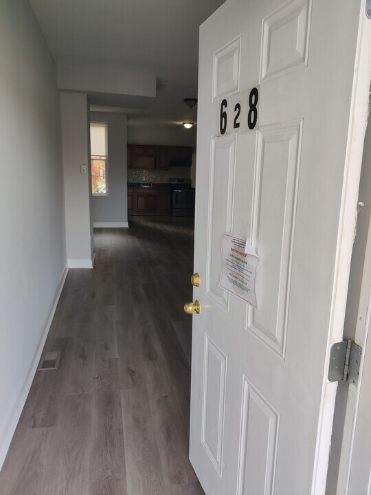 628 N 55th St in Philadelphia, PA - Building Photo