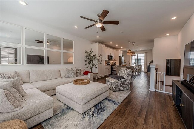 property at 515 Burton Dr